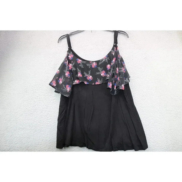 Torrid Black & Floral Spring Top-Size 2 - Picture 6 of 7